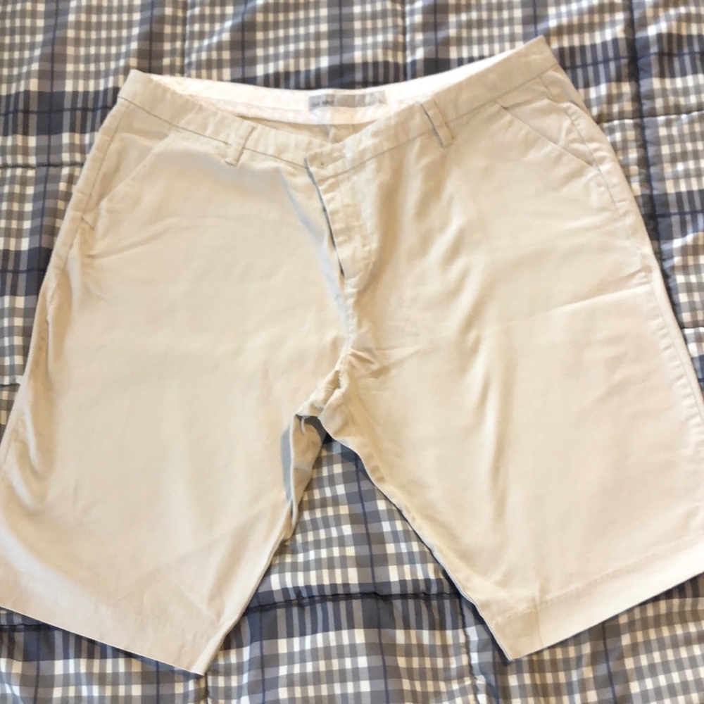 Old navy Bermuda shorts